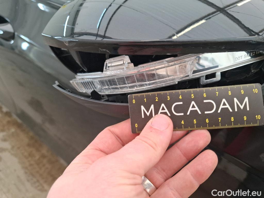  Volkswagen  Golf  VOLKSWAGEN / 2020 / 5P / Berline 2.0 TDI SCR 115 DSG7 Life Busi #33