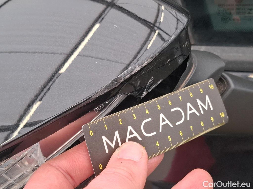  Volkswagen  Golf  VOLKSWAGEN / 2020 / 5P / Berline 2.0 TDI SCR 115 DSG7 Life Busi #38