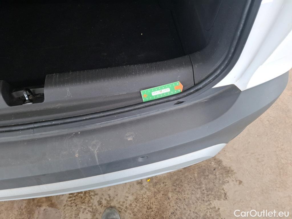  Opel  Crossland  X Elegance Business 1.2 Turbo 110CV BVM6 E6d #22