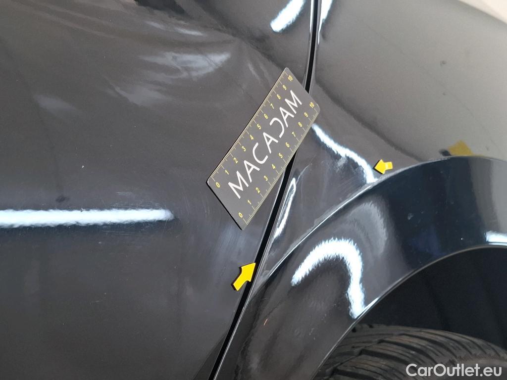  Volkswagen  Golf  VOLKSWAGEN / 2020 / 5P / Berline 2.0 TDI SCR 115 DSG7 Life Busi #7