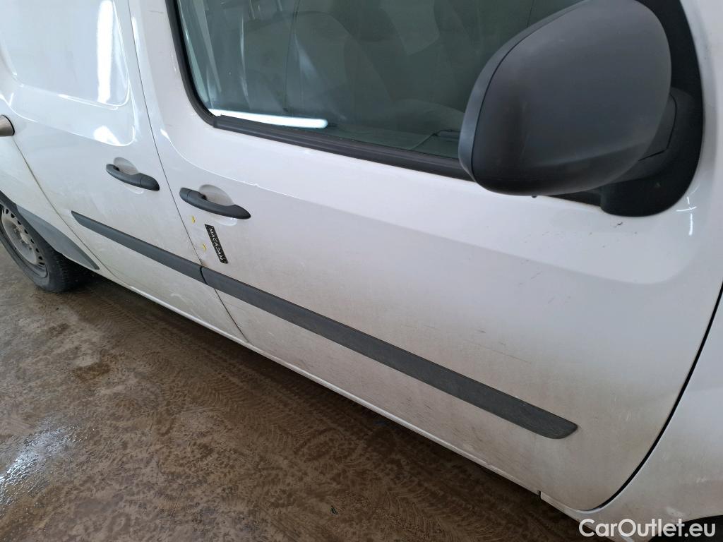  Renault  Kangoo  Express Maxi Extra (Série Spéciale) 1.5 #14