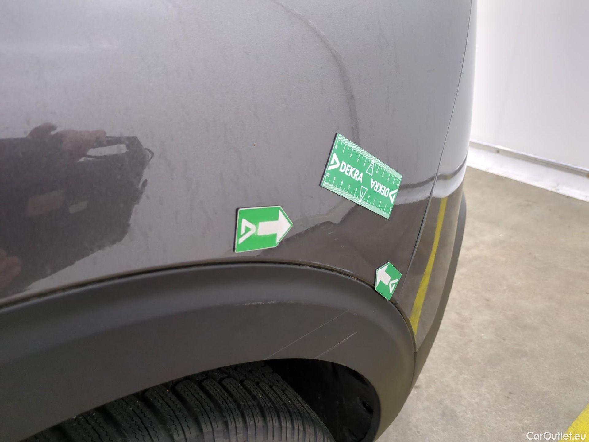  Peugeot  5008  Allure Pack 1.5 HDi 130CV BVA8 7 Sieges E6d #24