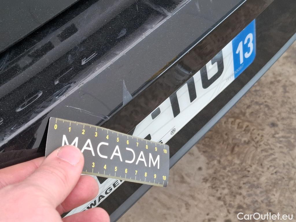  Volkswagen  Golf  VOLKSWAGEN / 2020 / 5P / Berline 2.0 TDI SCR 115 DSG7 Life Busi #17