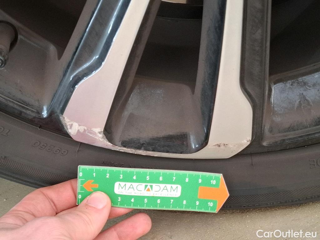  Opel  Crossland  X Elegance Business 1.2 Turbo 110CV BVM6 E6d #18