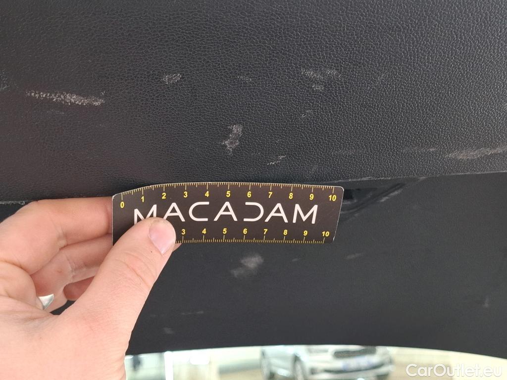  Volkswagen  Golf  VOLKSWAGEN / 2020 / 5P / Berline 2.0 TDI SCR 115 DSG7 Life Busi #27