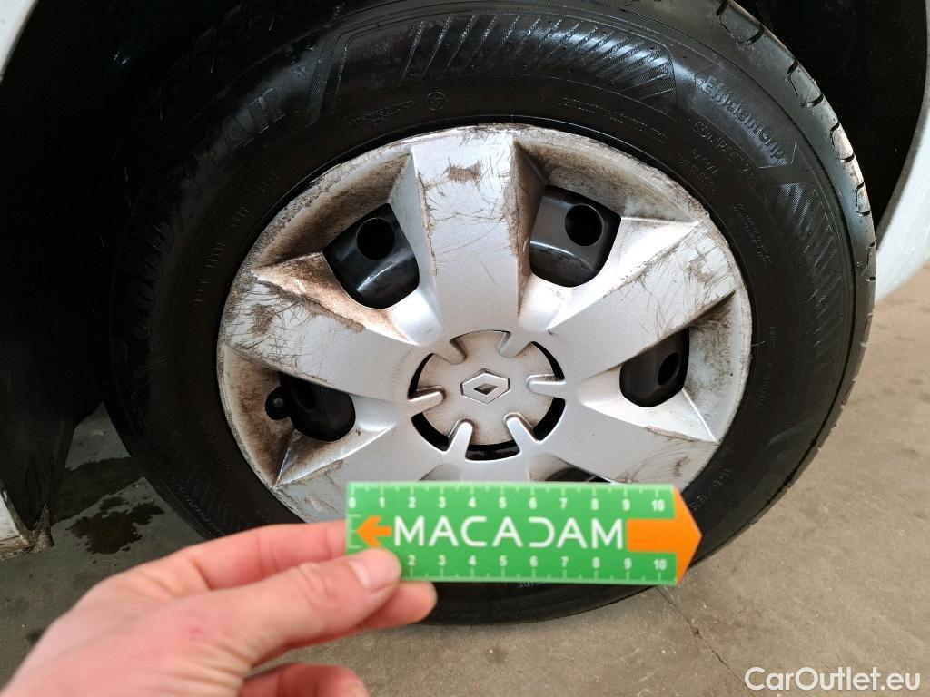  Renault  Kangoo  Zen 1.5 dCi 90CV BVM5 E6 #40