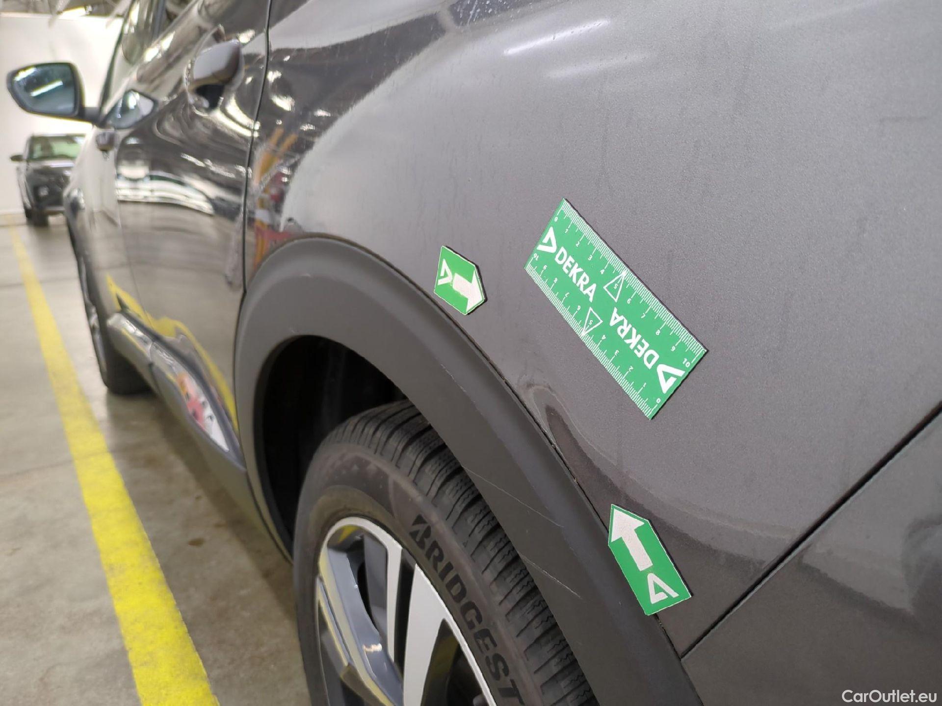  Peugeot  5008  Allure Pack 1.5 HDi 130CV BVA8 7 Sieges E6d #25