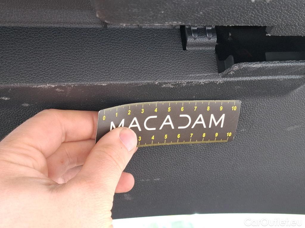  Volkswagen  Golf  VOLKSWAGEN / 2020 / 5P / Berline 2.0 TDI SCR 115 DSG7 Life Busi #28