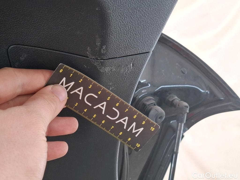  Volkswagen  Golf  VOLKSWAGEN / 2020 / 5P / Berline 2.0 TDI SCR 115 DSG7 Life Busi #29