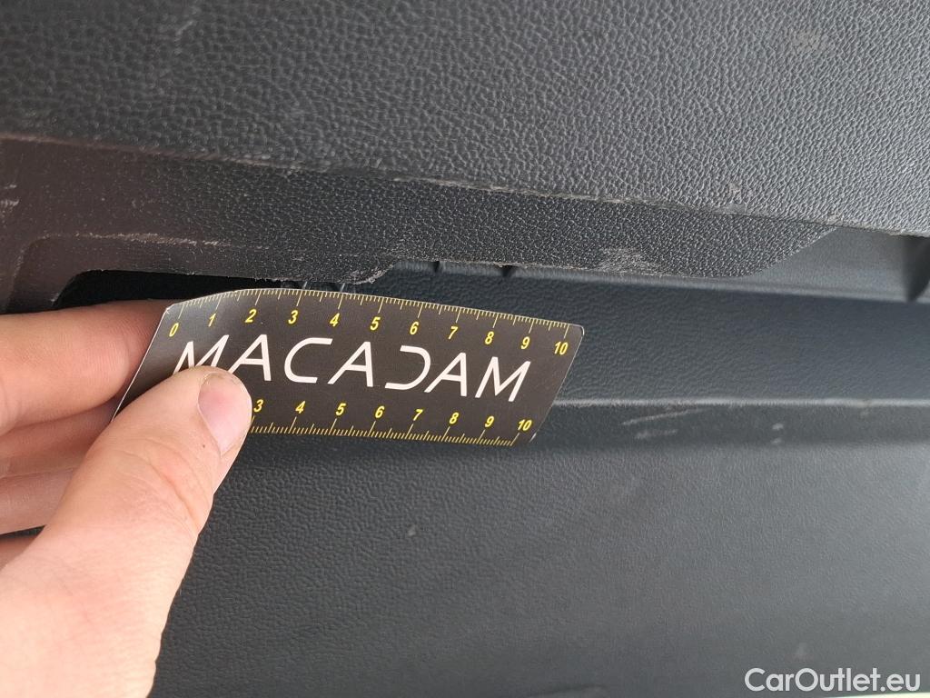  Volkswagen  Golf  VOLKSWAGEN / 2020 / 5P / Berline 2.0 TDI SCR 115 DSG7 Life Busi #25