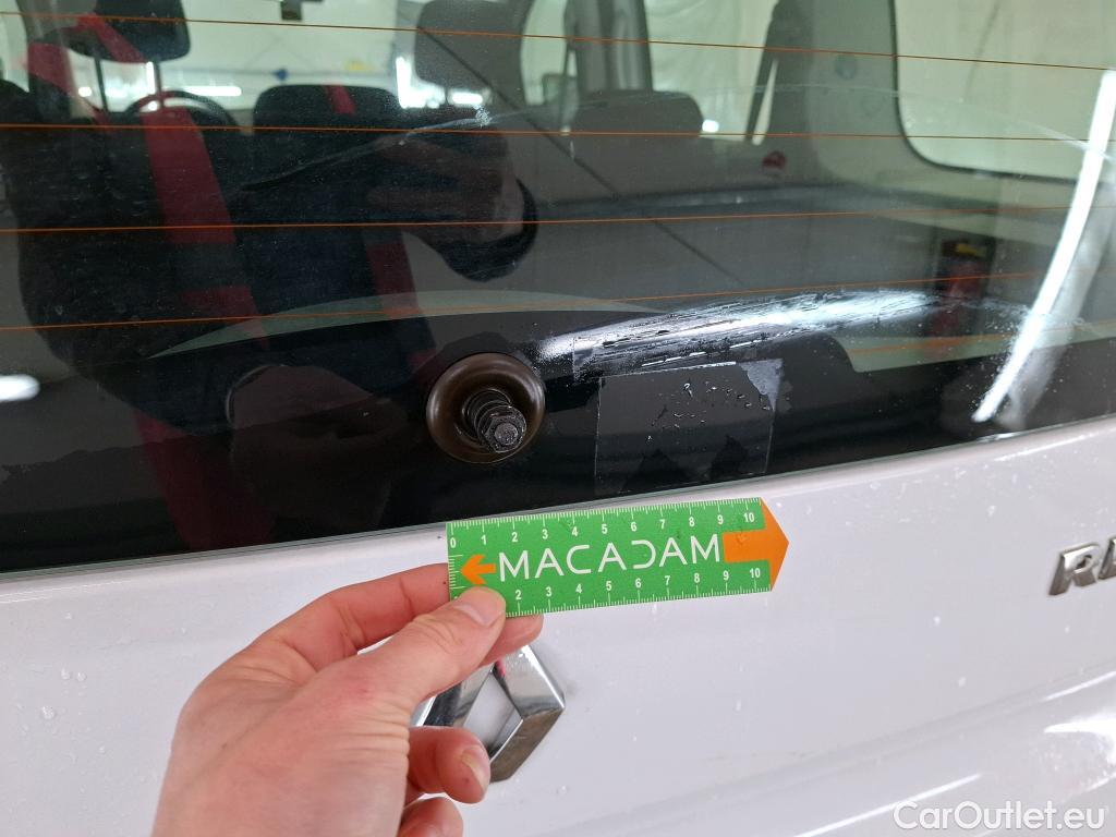  Renault  Kangoo  Zen 1.5 dCi 90CV BVM5 E6 #49