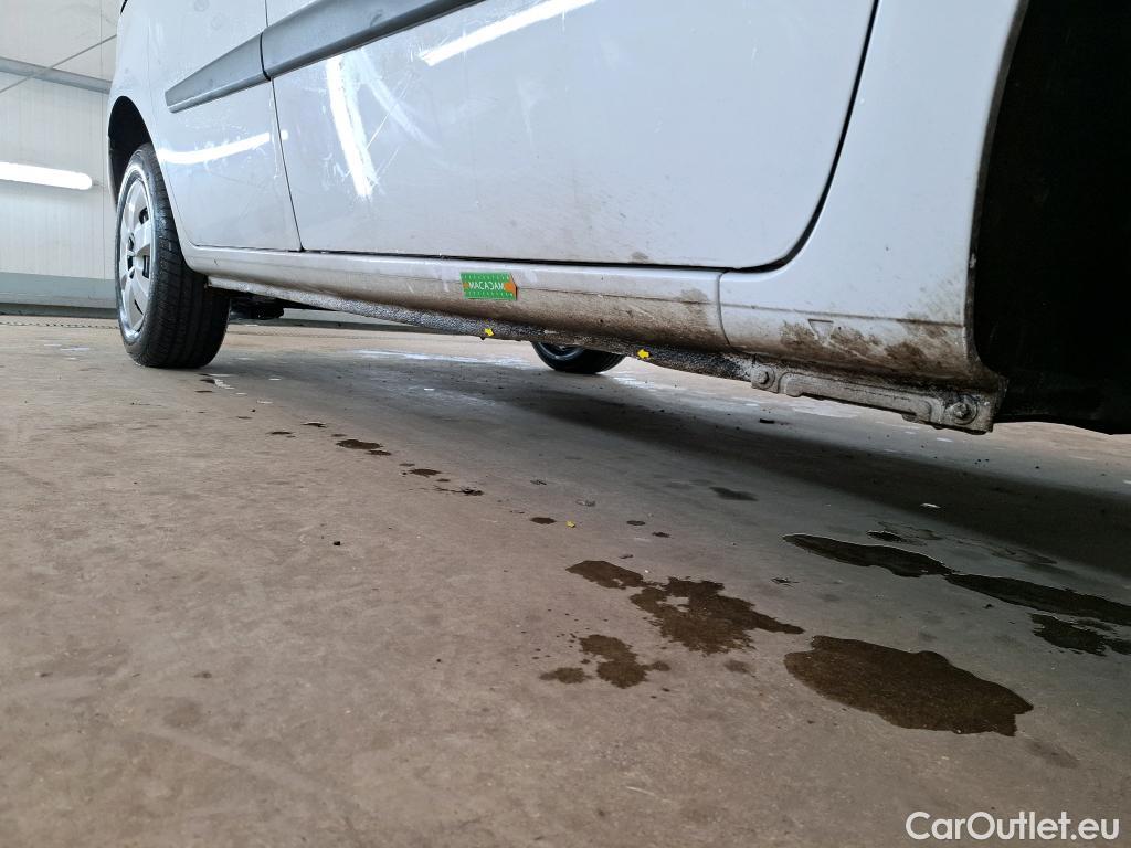  Renault  Kangoo  Zen 1.5 dCi 90CV BVM5 E6 #7