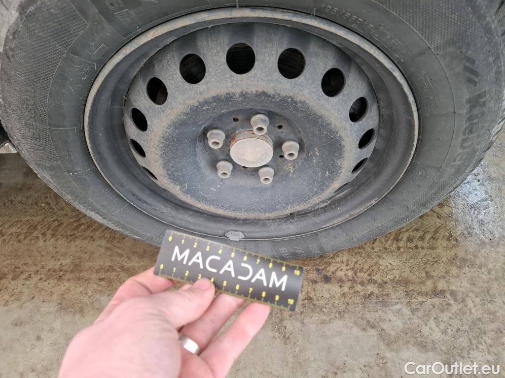  Renault  Kangoo  Express Maxi Extra (Série Spéciale) 1.5 #19