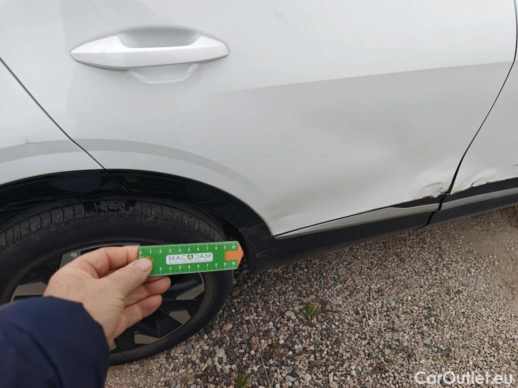  KIA  Sportage KIA  / 2022 / 5P / todoterreno 1.6 T-GDi PHEV 198kW (265CV) Tech 4X4 #20