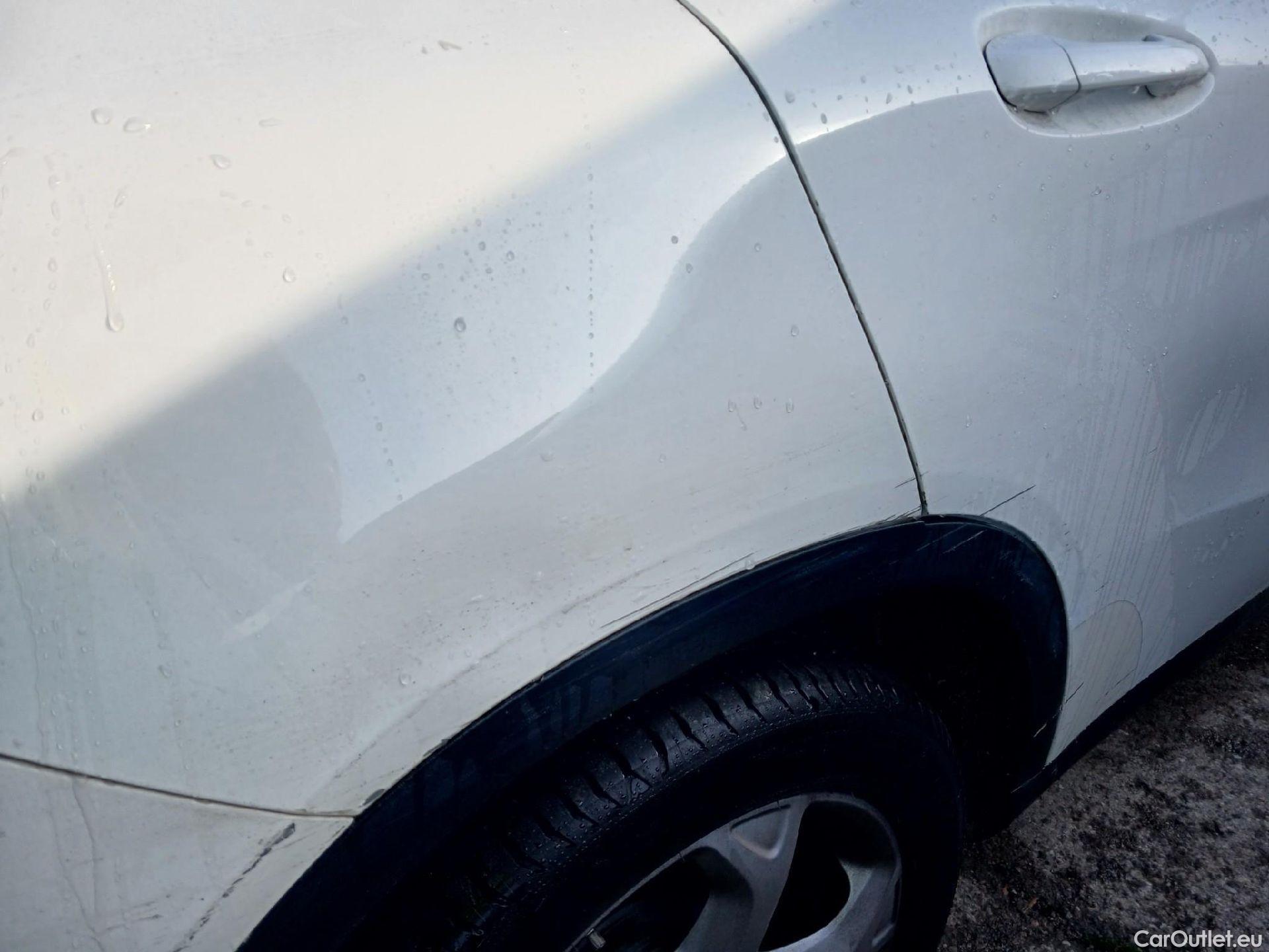  Mercedes  GLA MERCEDES-BENZ Clase  / 2017 / 5P / todoterreno  180 #18