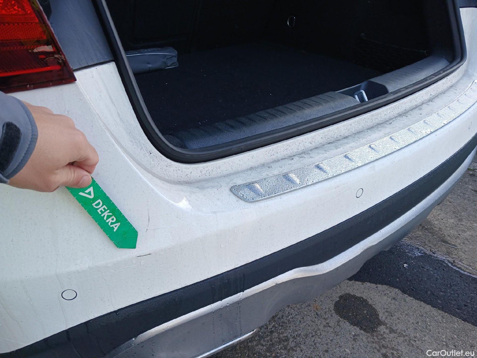  Mercedes  GLA MERCEDES-BENZ Clase  / 2017 / 5P / todoterreno  180 #8