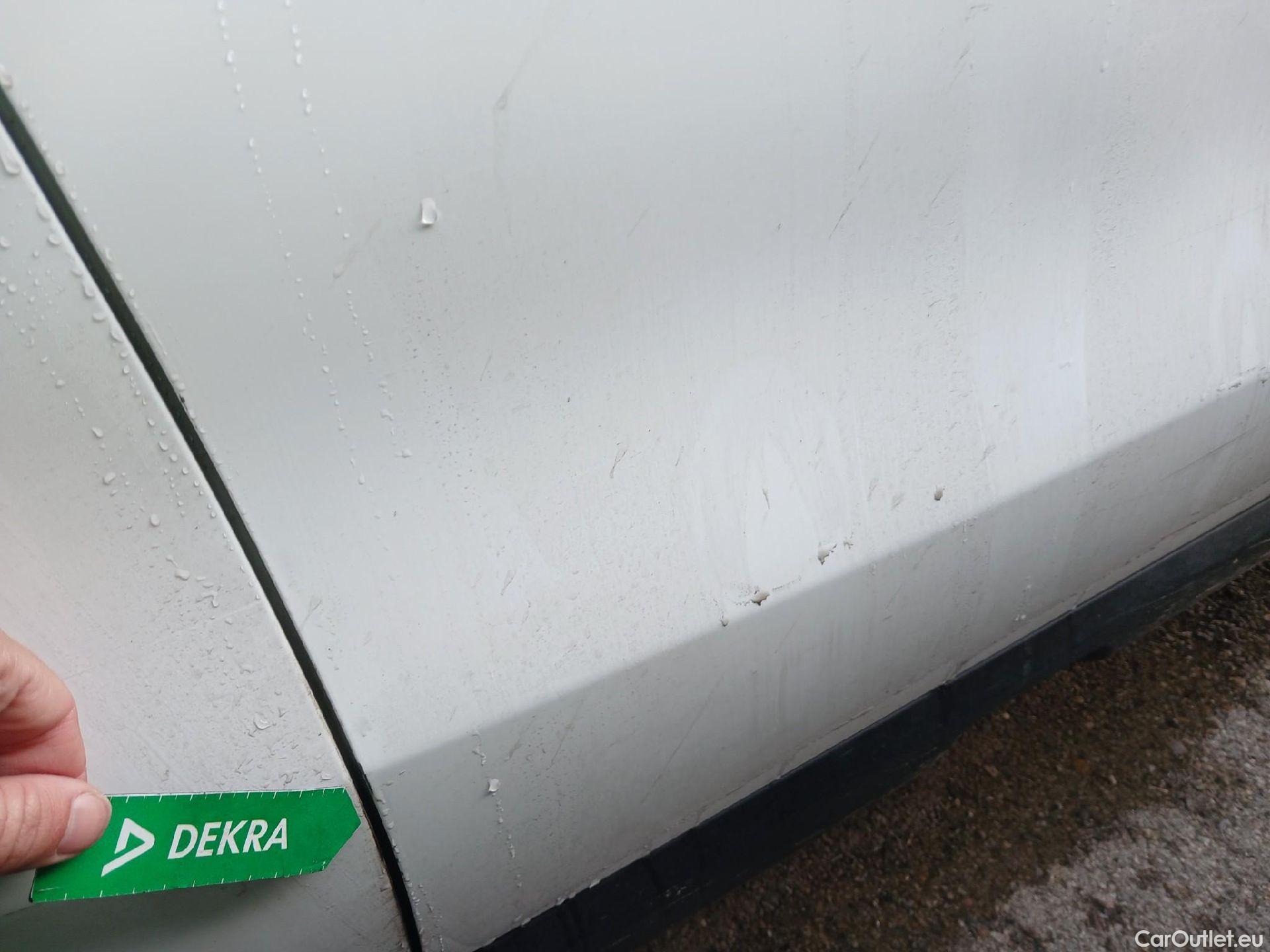  Mercedes  GLA MERCEDES-BENZ Clase  / 2017 / 5P / todoterreno  180 #23