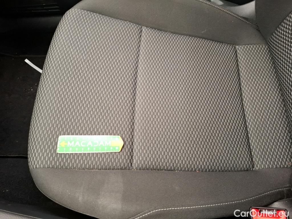  Volkswagen  Golf  VII Berline Trendline BMT/Start-Stopp 1.0 TSI 115CV BVM6 E6dT #24