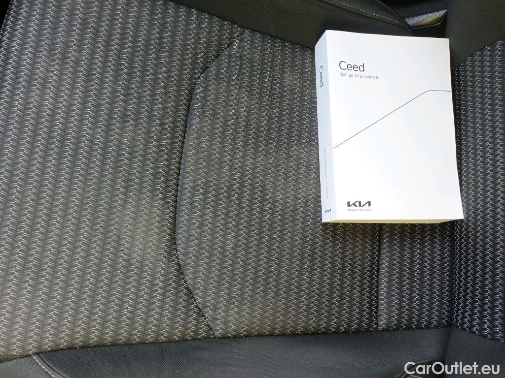  KIA  XCeed KIA  / 2019 / 5P / todoterreno 1.0 T-GDi Drive 88kW (120CV) #9