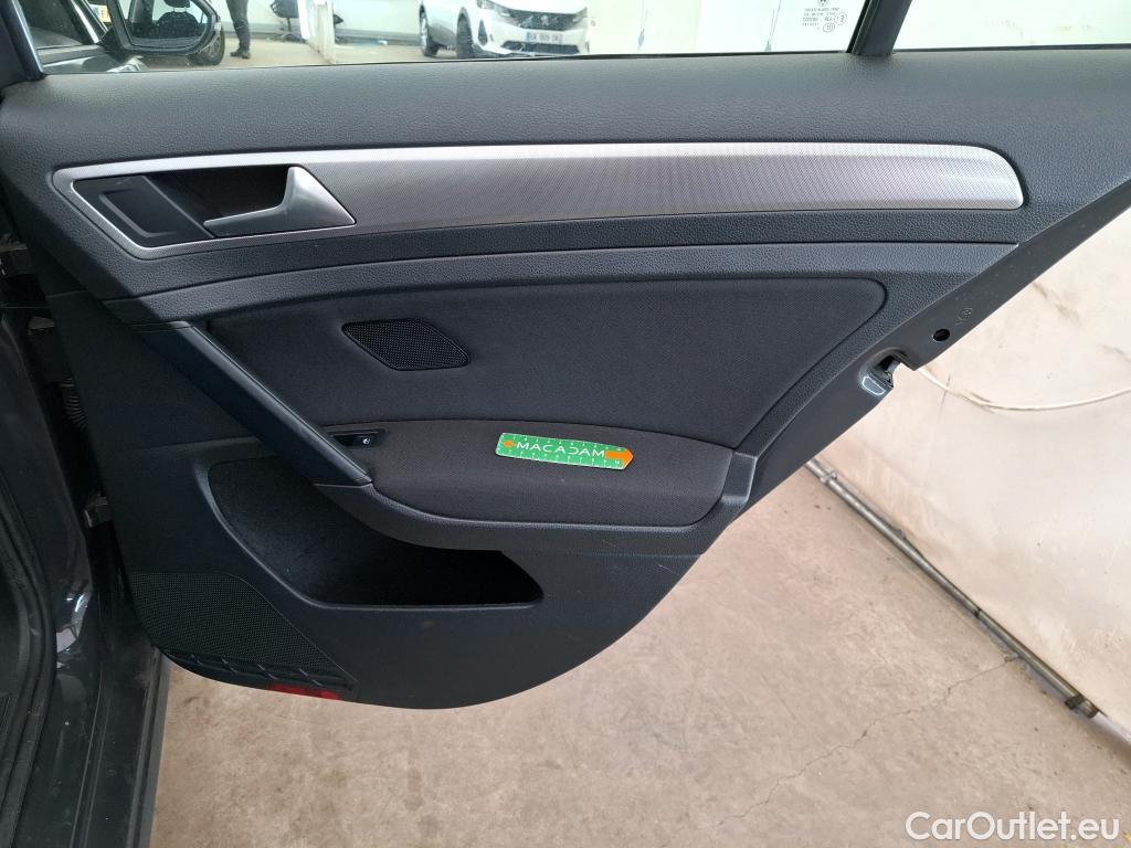  Volkswagen  Golf  VII Berline Trendline BMT/Start-Stopp 1.0 TSI 115CV BVM6 E6dT #17