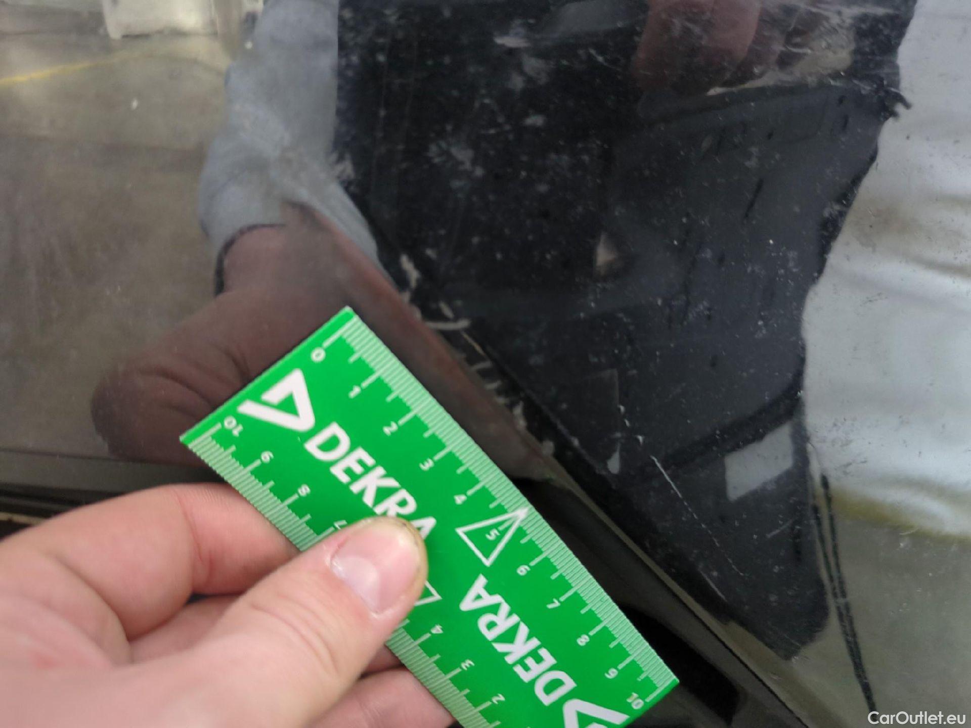  Volvo  XC 40 VOLVO XC40 / 2022 / 5P / SUV Recharge T4 211 DCT7 Start #29