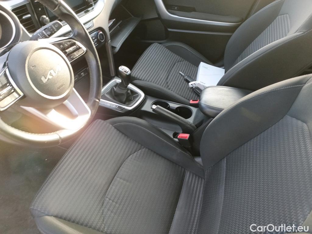  KIA  XCeed KIA  / 2019 / 5P / todoterreno 1.0 T-GDi Drive 88kW (120CV) #6