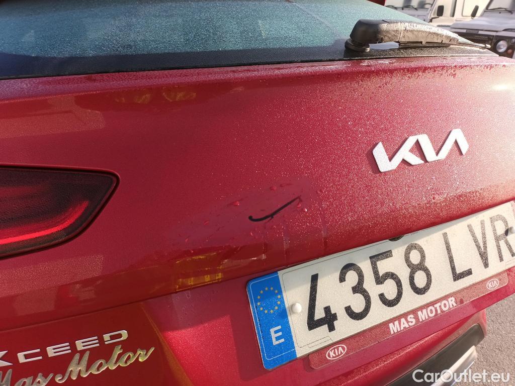 KIA  XCeed KIA  / 2019 / 5P / todoterreno 1.0 T-GDi Drive 88kW (120CV) #17