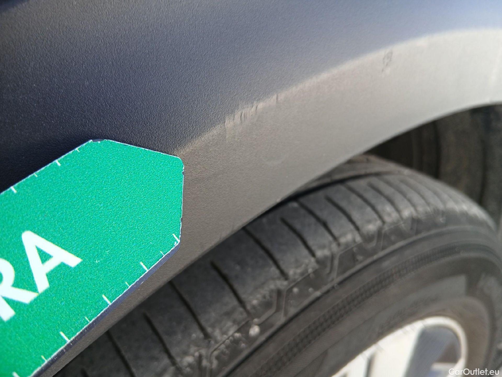  KIA  Niro KIA  / 2019 / 5P / crossover 1.6 GDi HEV 104kW (141CV) Drive #14