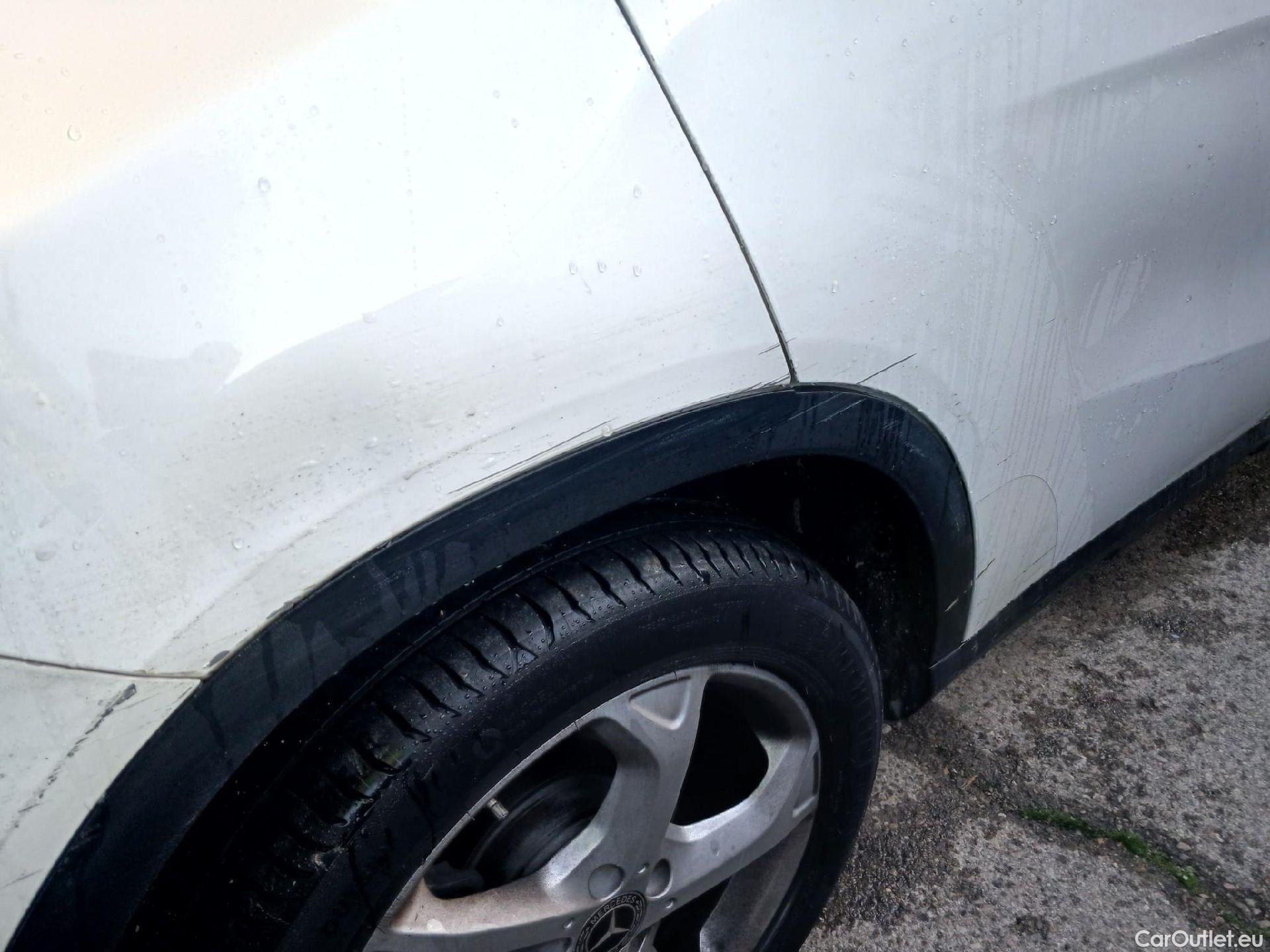  Mercedes  GLA MERCEDES-BENZ Clase  / 2017 / 5P / todoterreno  180 #19