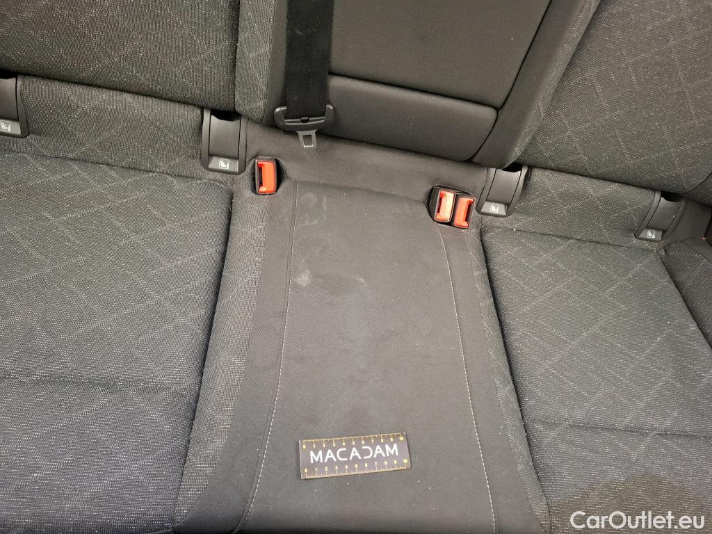  Volkswagen  Golf  VOLKSWAGEN / 2020 / 5P / Berline 2.0 TDI SCR 115 DSG7 Life Busi #41