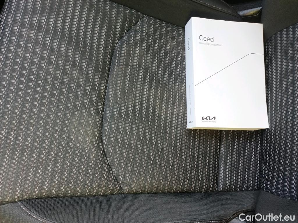  KIA  XCeed KIA  / 2019 / 5P / todoterreno 1.0 T-GDi Drive 88kW (120CV) #10