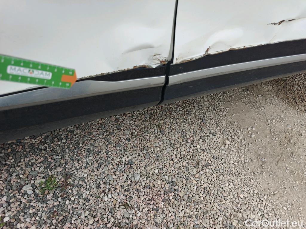  KIA  Sportage KIA  / 2022 / 5P / todoterreno 1.6 T-GDi PHEV 198kW (265CV) Tech 4X4 #22