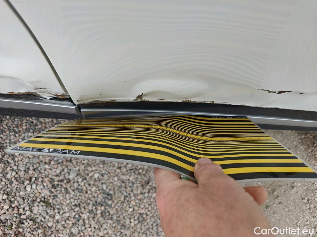  KIA  Sportage KIA  / 2022 / 5P / todoterreno 1.6 T-GDi PHEV 198kW (265CV) Tech 4X4 #2