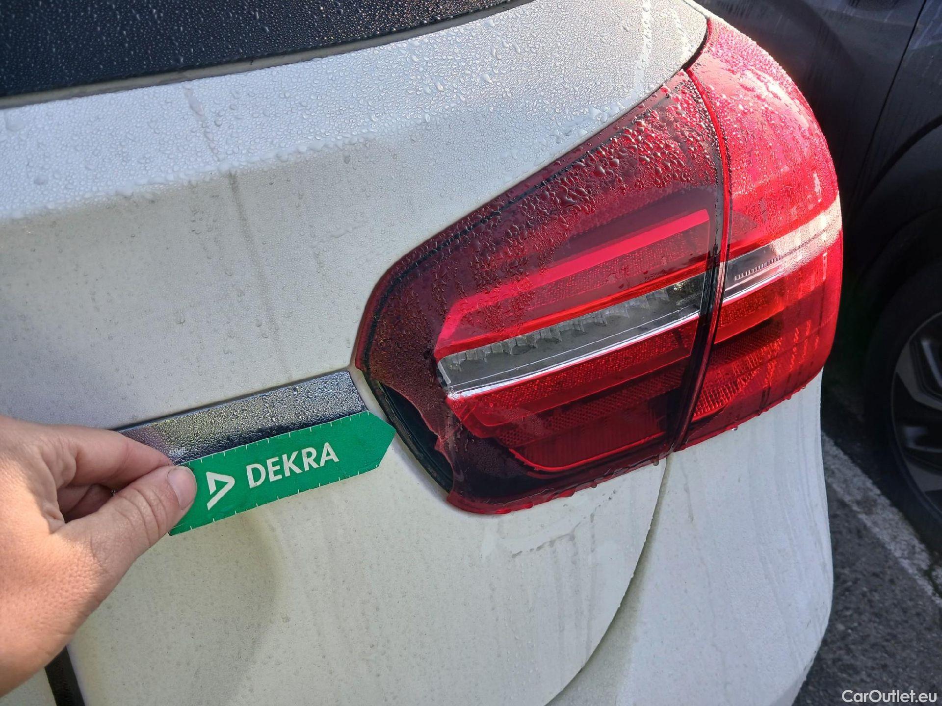  Mercedes  GLA MERCEDES-BENZ Clase  / 2017 / 5P / todoterreno  180 #16