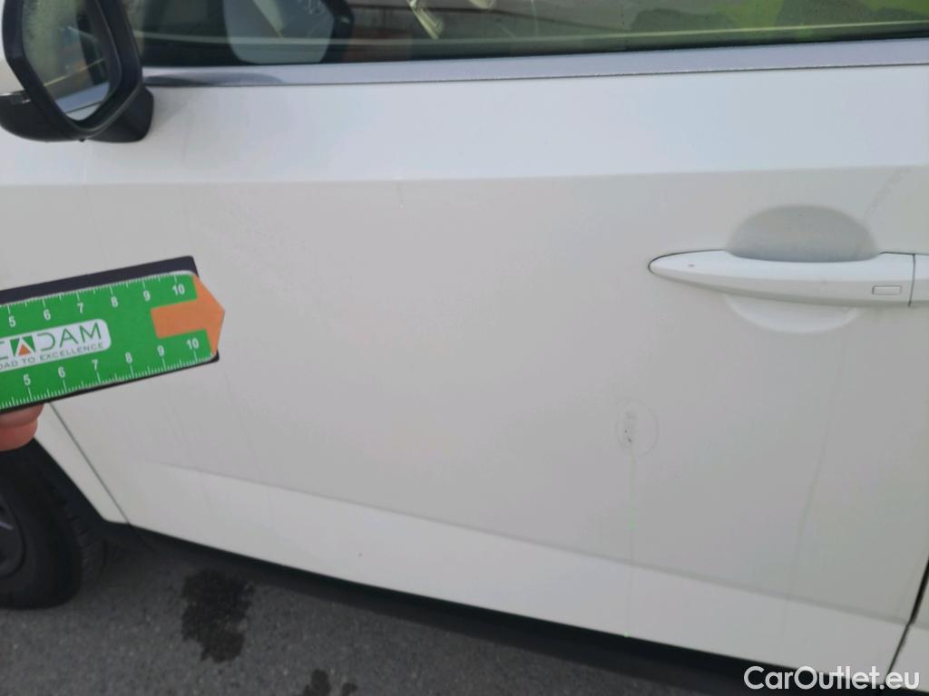  Nissan  Qashqai NISSAN  / 2021 / 5P / todoterreno DIG-T 116kW (158CV) mHEV Xtronic Acenta (AC2) #11