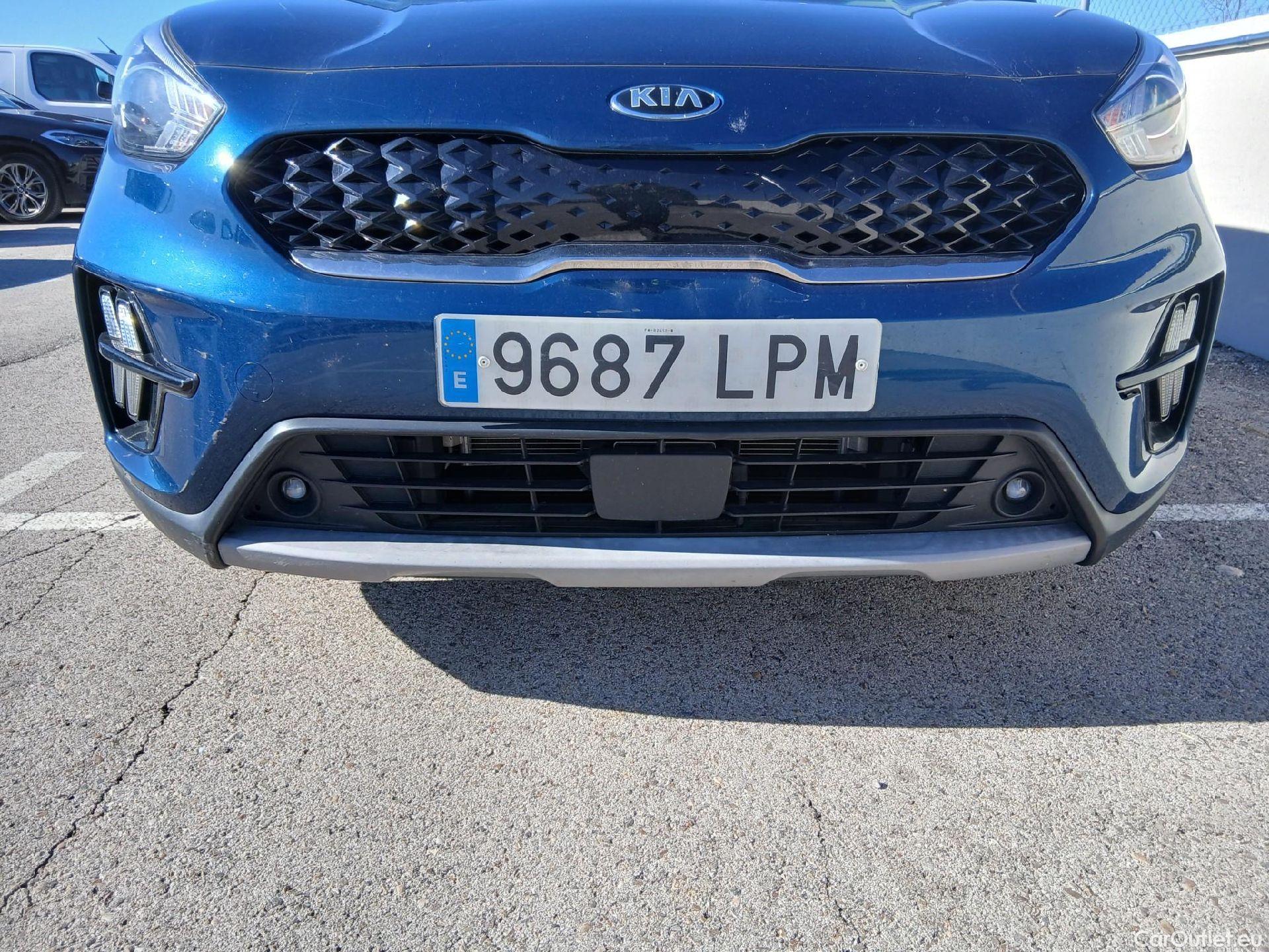  KIA  Niro KIA  / 2019 / 5P / crossover 1.6 GDi HEV 104kW (141CV) Drive #8