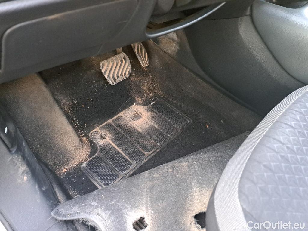  Nissan  Juke NISSAN  / 2019 / 5P / crossover DIG-T 84 kW (114 CV) DCT 7 V N-Connecta (AC2) #11