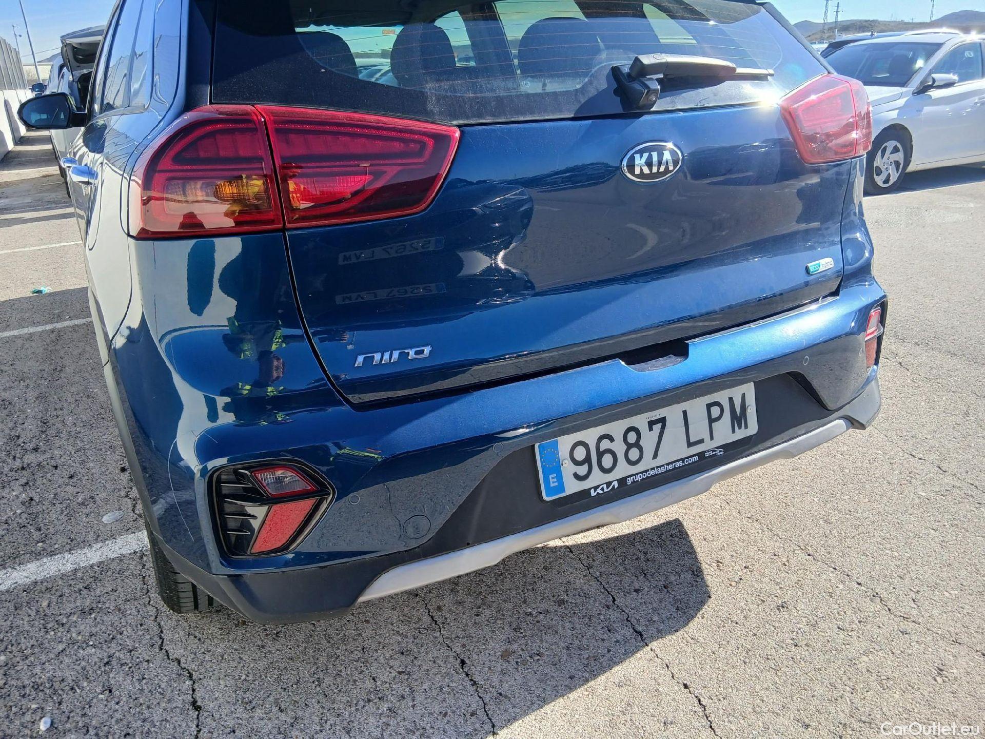  KIA  Niro KIA  / 2019 / 5P / crossover 1.6 GDi HEV 104kW (141CV) Drive #24