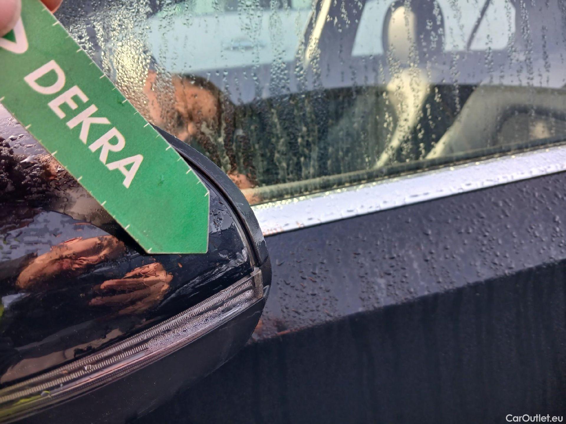  Mercedes  A-Klasse MERCEDES-BENZ Clase A / 2018 / 5P / berlina con portón A 180 d #6