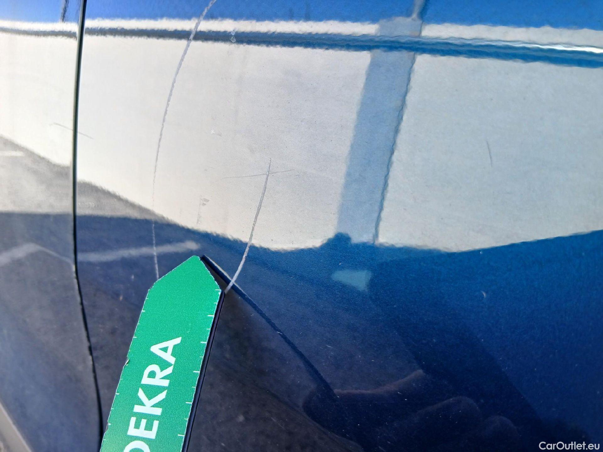  KIA  Niro KIA  / 2019 / 5P / crossover 1.6 GDi HEV 104kW (141CV) Drive #21