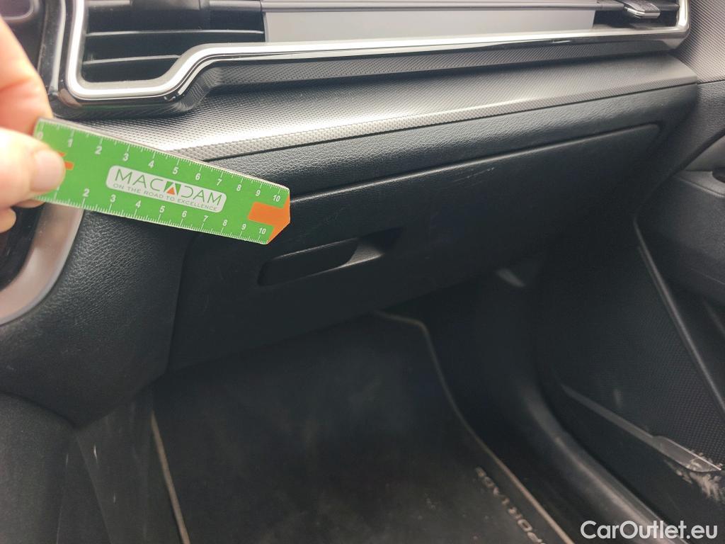  KIA  Sportage KIA  / 2022 / 5P / todoterreno 1.6 T-GDi PHEV 198kW (265CV) Tech 4X4 #15