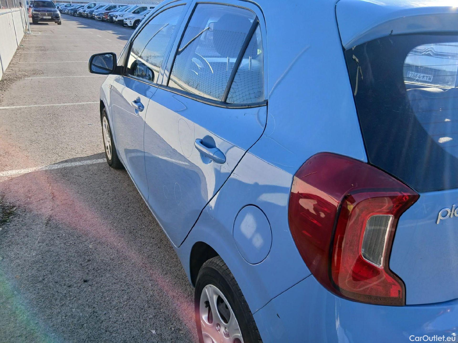  KIA  Picanto KIA  / 2020 / 5P / berlina con portón 1.0 DPi 49kW (67CV) Concept #23