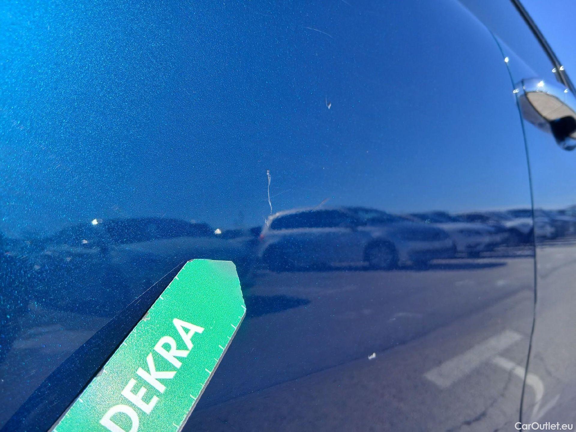  KIA  Niro KIA  / 2019 / 5P / crossover 1.6 GDi HEV 104kW (141CV) Drive #41