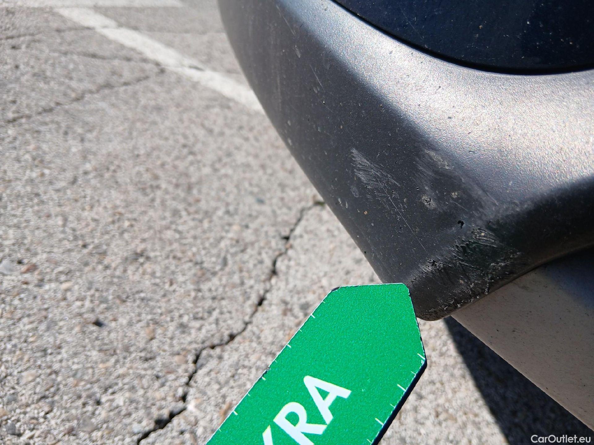  KIA  Niro KIA  / 2019 / 5P / crossover 1.6 GDi HEV 104kW (141CV) Drive #7