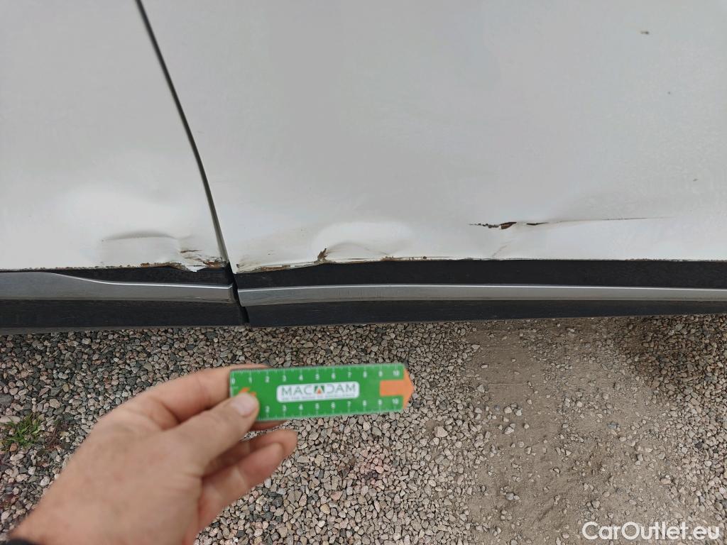  KIA  Sportage KIA  / 2022 / 5P / todoterreno 1.6 T-GDi PHEV 198kW (265CV) Tech 4X4 #23