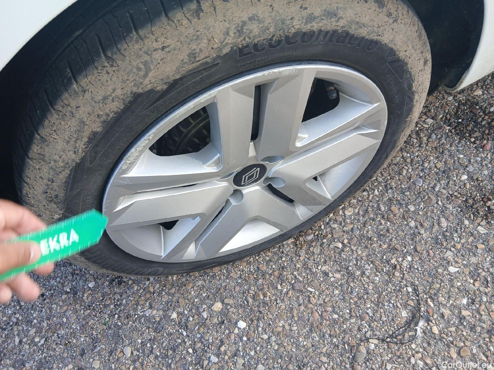  Renault  Clio  V Evolution 1.0 TCe 100CV MT6 6E #14