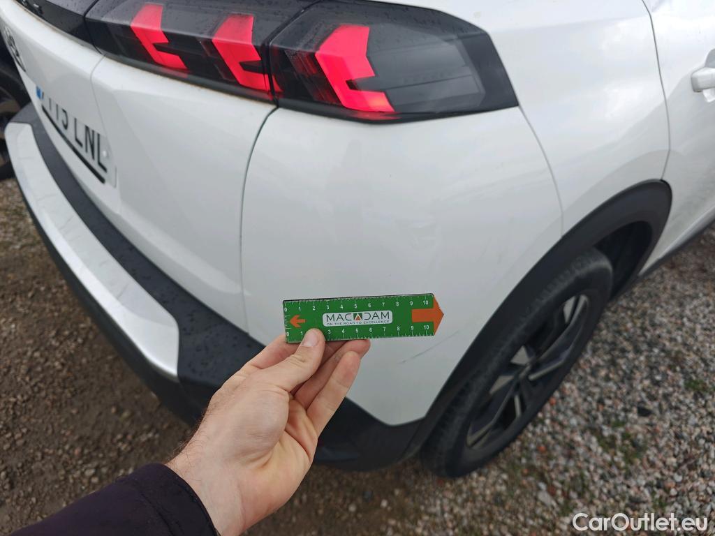  Peugeot  2008 PEUGEOT  / 2019 / 5P / todoterreno Allure Pack BlueHDI 81kW (110CV) (AC) #33