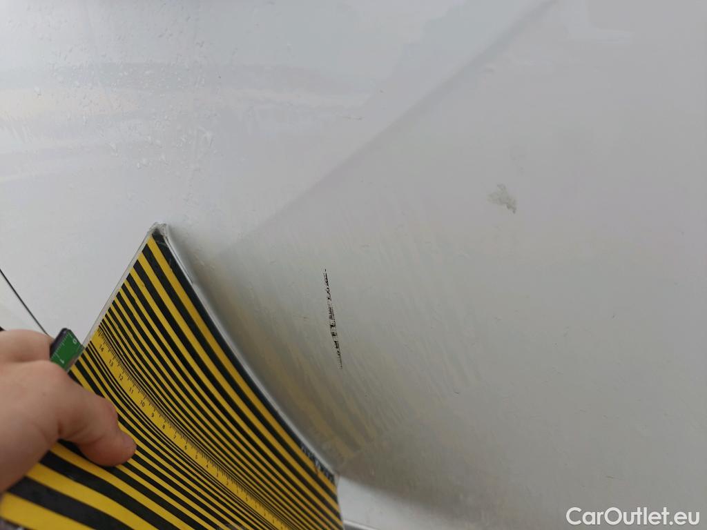  Peugeot  2008 PEUGEOT  / 2019 / 5P / todoterreno Allure Pack BlueHDI 81kW (110CV) (AC) #6