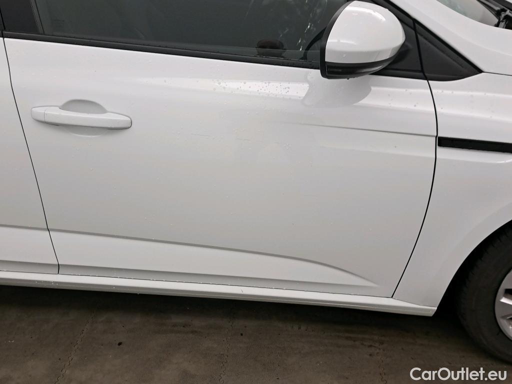  Renault  Megane RENAULT Mégane / 2020 / 5P / berlina con portón Life Blue dCi 85 kW (115CV) #11