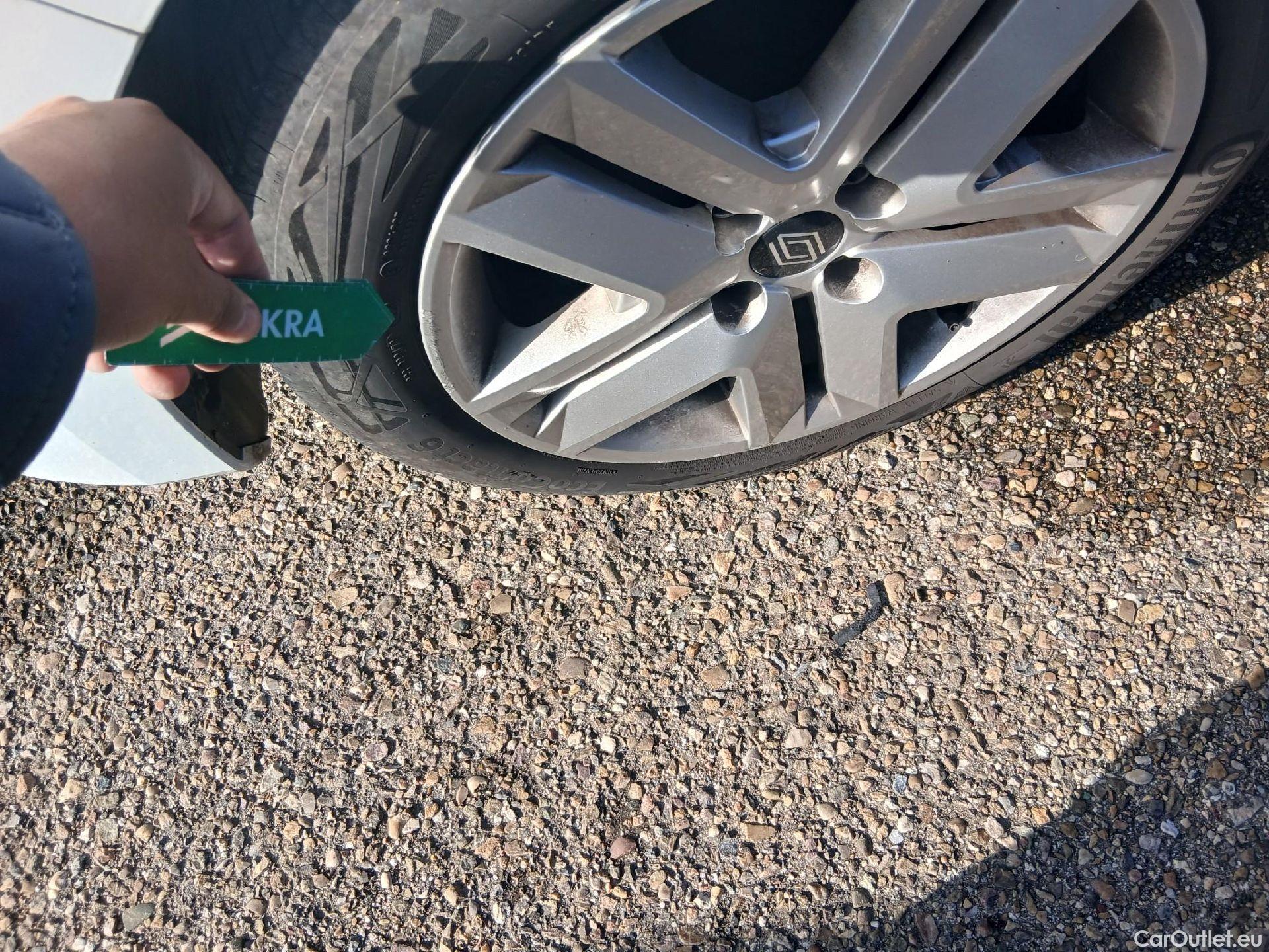  Renault  Clio  V Evolution 1.0 TCe 100CV MT6 6E #9